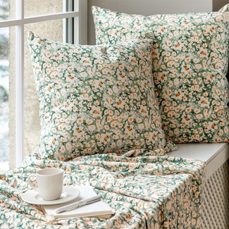 Living & Decor